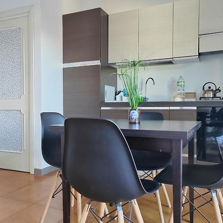 אולביה Home Of Fame - Home Gallery With Fully Equipped Kitchen, Separate Entrance, Free Parking מראה חיצוני תמונה