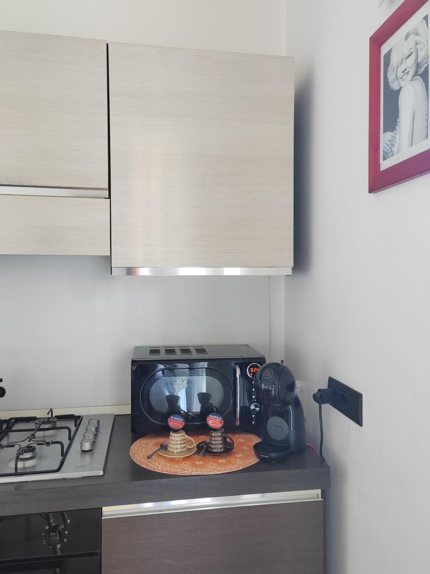 אולביה Home Of Fame - Home Gallery With Fully Equipped Kitchen, Separate Entrance, Free Parking מראה חיצוני תמונה
