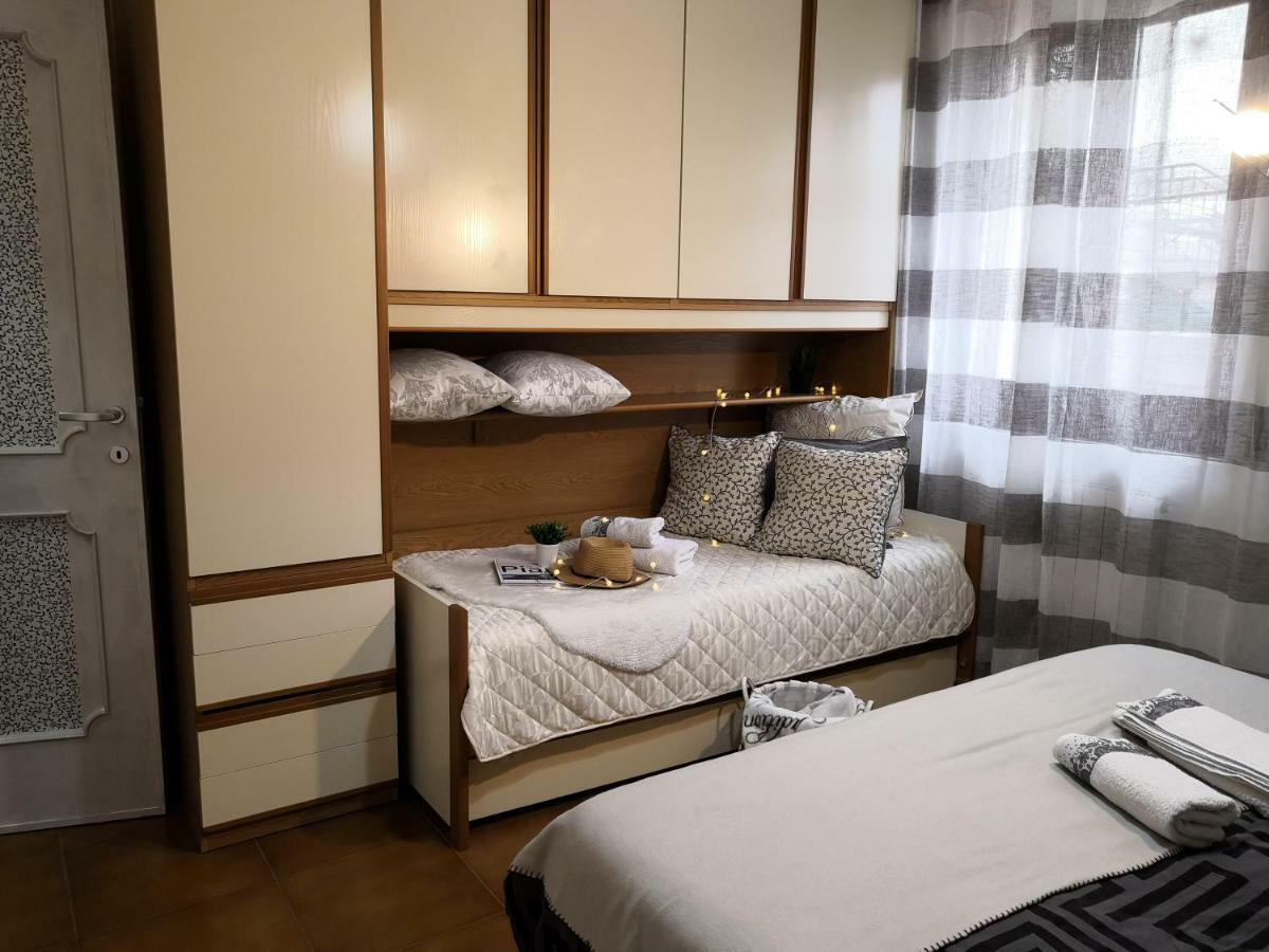 אולביה Home Of Fame - Home Gallery With Fully Equipped Kitchen, Separate Entrance, Free Parking מראה חיצוני תמונה